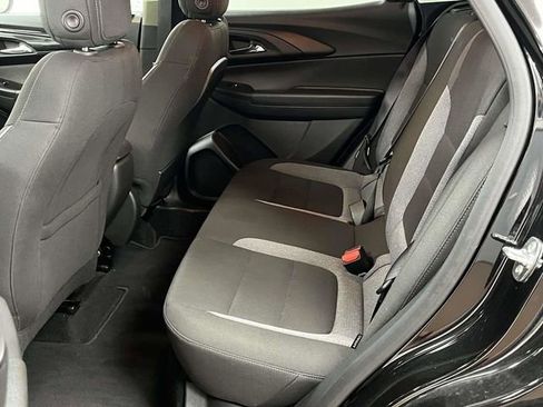 Used 2025 Chevrolet TrailBlazer LT FWD image 18