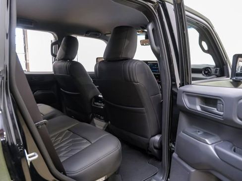 Used 2025 Toyota Land Cruiser image 66