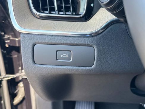 New 2026 Volvo XC60 B5 Plus w/ Climate Package image 30