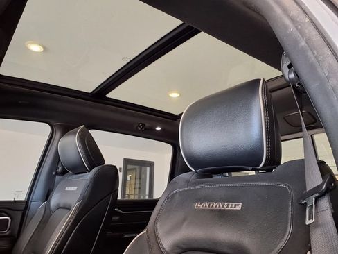 Used 2023 RAM 1500 Laramie AWD/4WD image 13