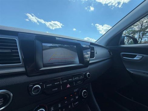 Used 2019 Kia Niro LX FWD image 20