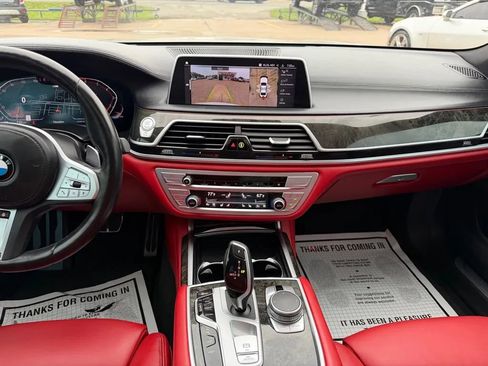 Used 2022 BMW 750i xDrive w/ M Sport Package AWD/4WD image 27