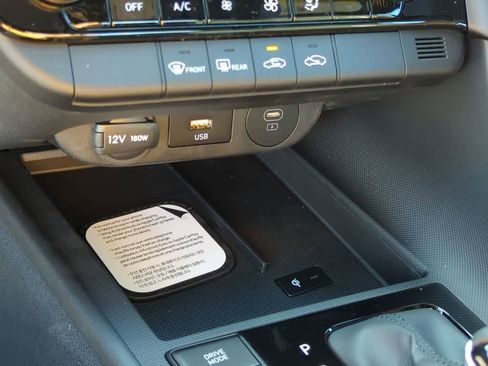 New 2026 Hyundai Elantra Sport image 32