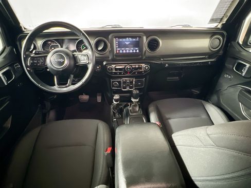 Used 2022 Jeep Wrangler Unlimited Sport AWD/4WD image 28