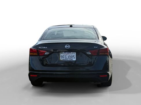 Used 2022 Nissan Altima 2.5 SV image 4