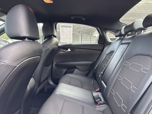 Certified 2023 Kia Forte GT-Line w/ GT-Line Technology Package FWD image 22