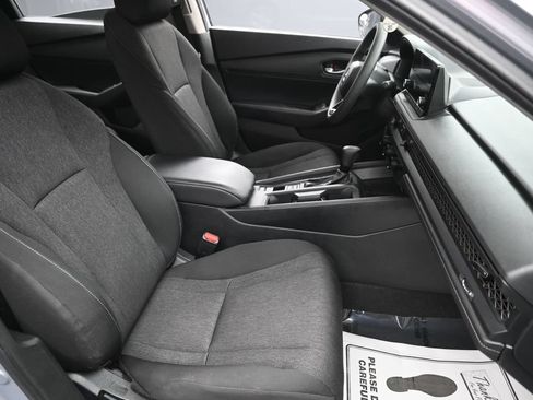 Used 2025 Honda Accord LX image 27