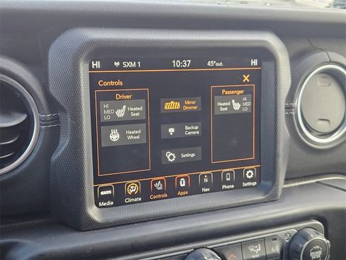 Used 2020 Jeep Wrangler Unlimited Sahara image 27