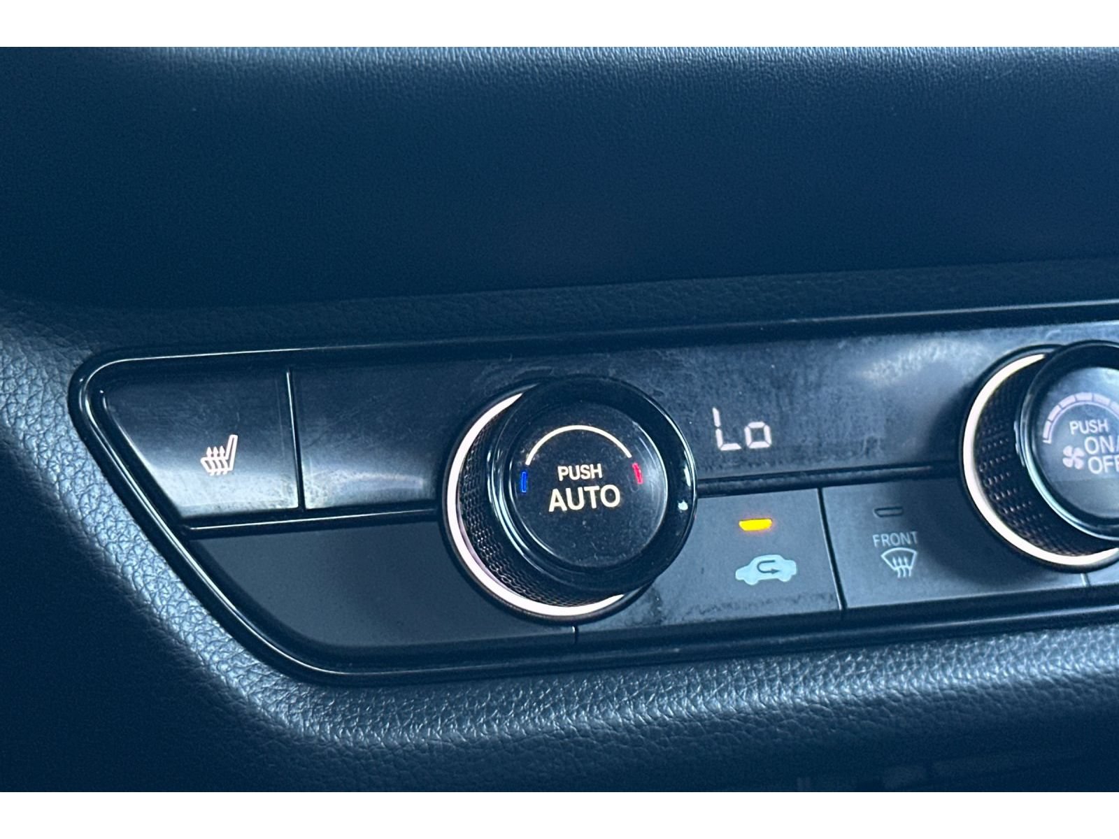 Used 2025 Honda HR-V Sport image 29
