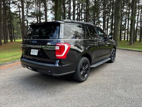Used 2021 Ford Expedition XLT RWD image 3