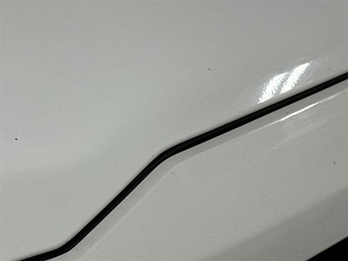 Used 2018 Chevrolet Silverado 1500 LT w/ All Star Edition image 33