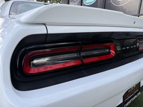 Used 2020 Dodge Challenger SXT RWD image 11