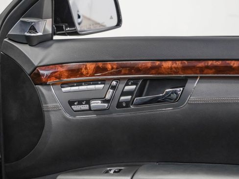 Used 2011 Mercedes-Benz S 63 AMG image 39