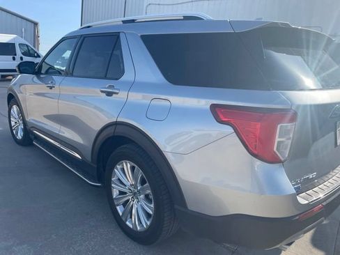 Used 2020 Ford Explorer Limited RWD image 5