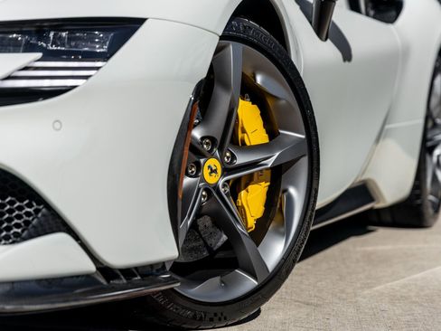 Used 2023 Ferrari SF90 Stradale image 13