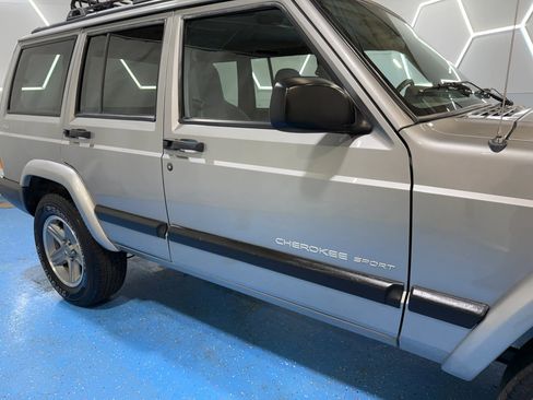 Used 2000 Jeep Cherokee Sport image 14