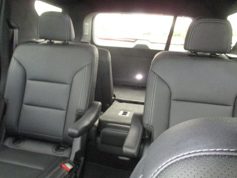 Certified 2025 Chevrolet Traverse LT image 14