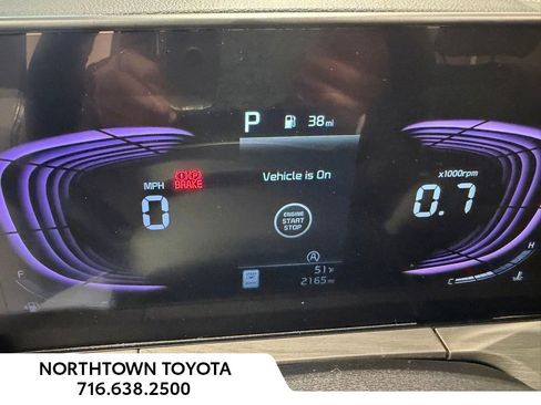 Used 2025 Kia Telluride AWD image 7