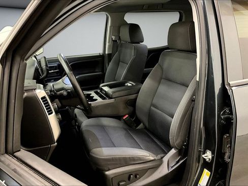 Used 2018 Chevrolet Silverado 1500 LT w/ All Star Edition image 22