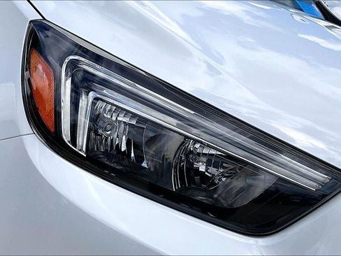 Used 2019 Buick Encore Preferred FWD image 33