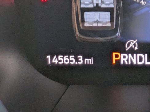 Used 2025 Ford Explorer Platinum w/ Ultimate Package image 37