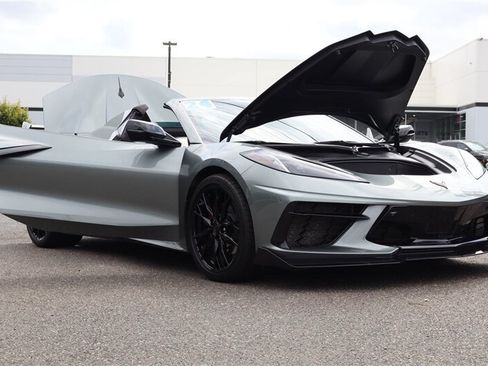 Used 2024 Chevrolet Corvette Stingray Premium Conv w/ Battery Protection Package RWD image 36