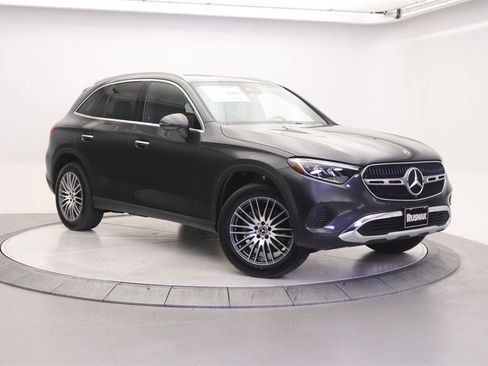 New 2026 Mercedes-Benz GLC 300 image 1