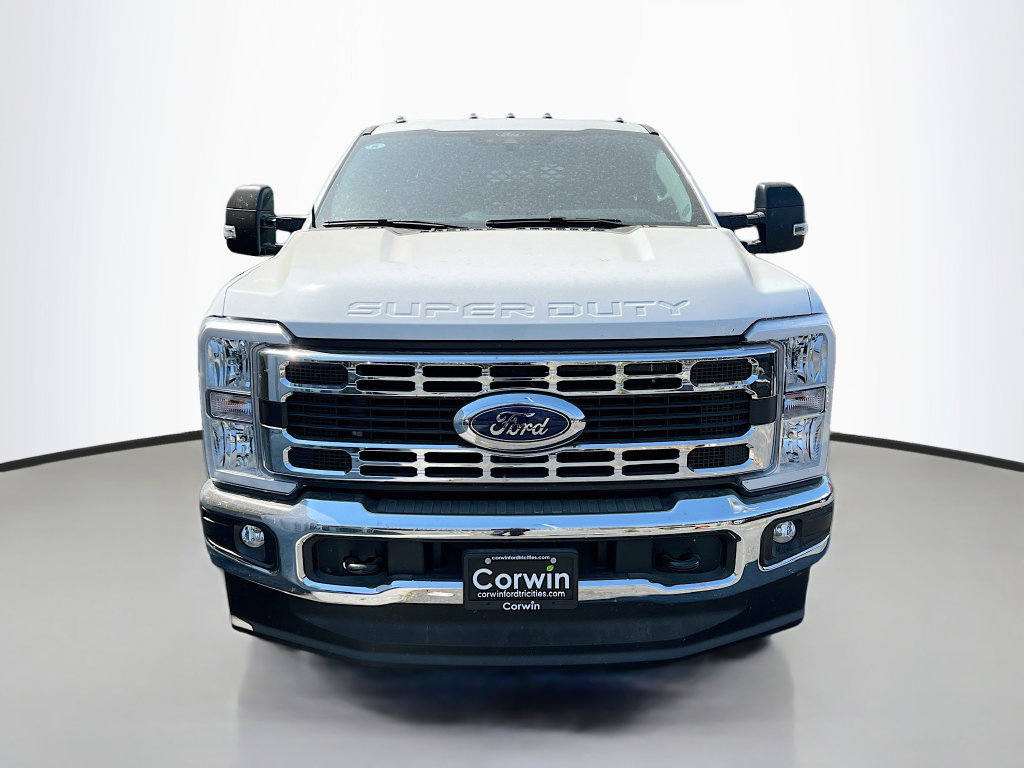New 2025 Ford F350 XL w/ XL Chrome Package AWD/4WD image 4