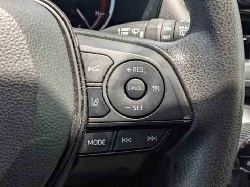 Used 2023 Toyota RAV4 XLE FWD image 30