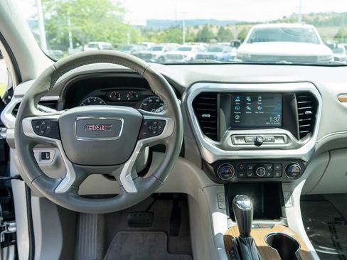 Used 2018 GMC Acadia SLE w/ Driver Alert Package I AWD/4WD image 15