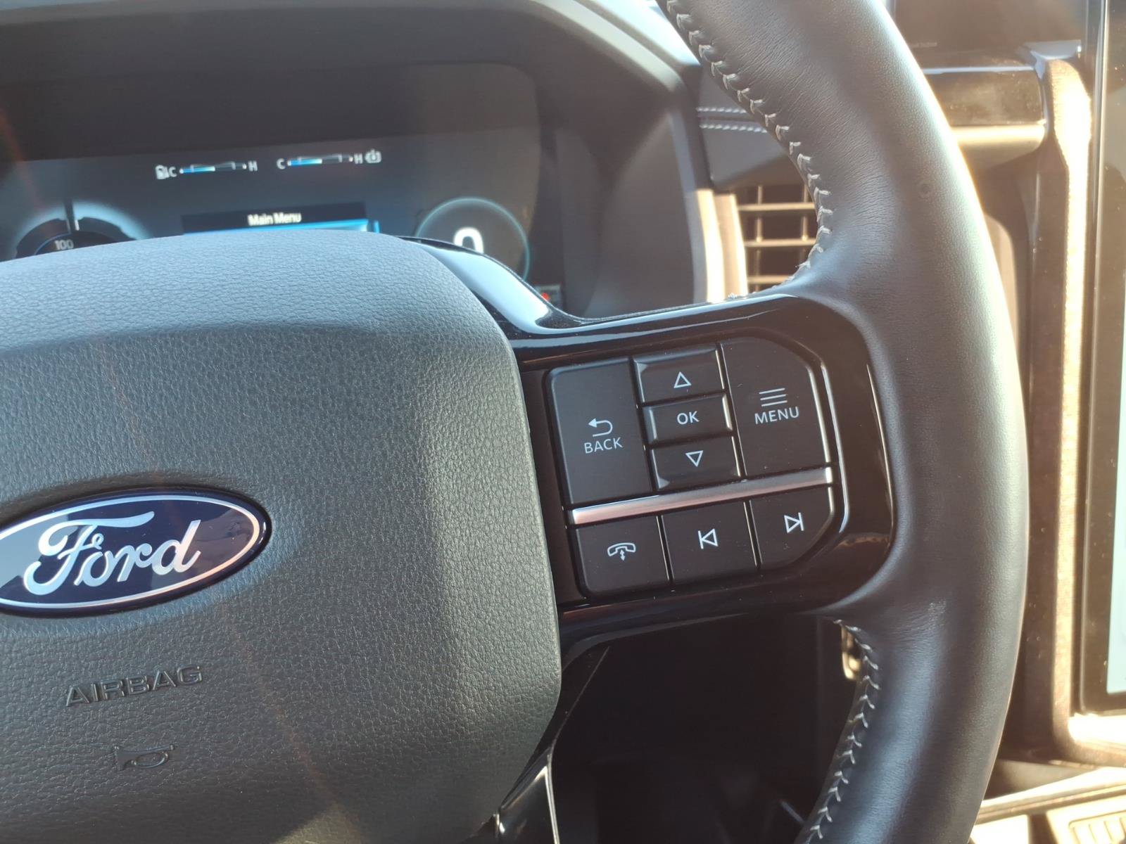 Used 2024 Ford F150 Lightning Platinum AWD/4WD image 20