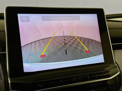 Used 2022 Jeep Compass Latitude image 18