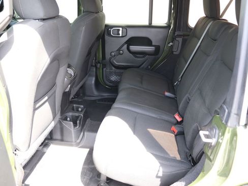 Used 2021 Jeep Wrangler Unlimited Sport AWD/4WD image 14