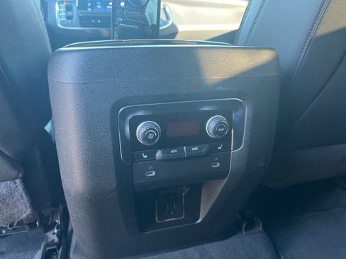 Used 2024 Chevrolet Suburban RST w/ Luxury Package image 14