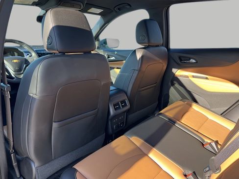 Used 2018 Chevrolet Equinox Premier image 28