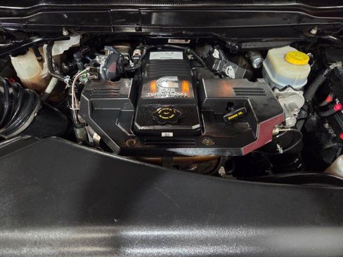 Used 2020 RAM 2500 Laramie image 96