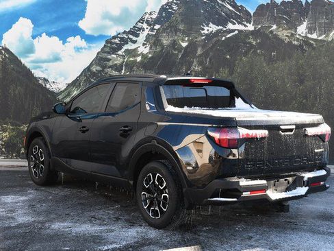 Used 2023 Hyundai Santa Cruz SEL Premium image 9