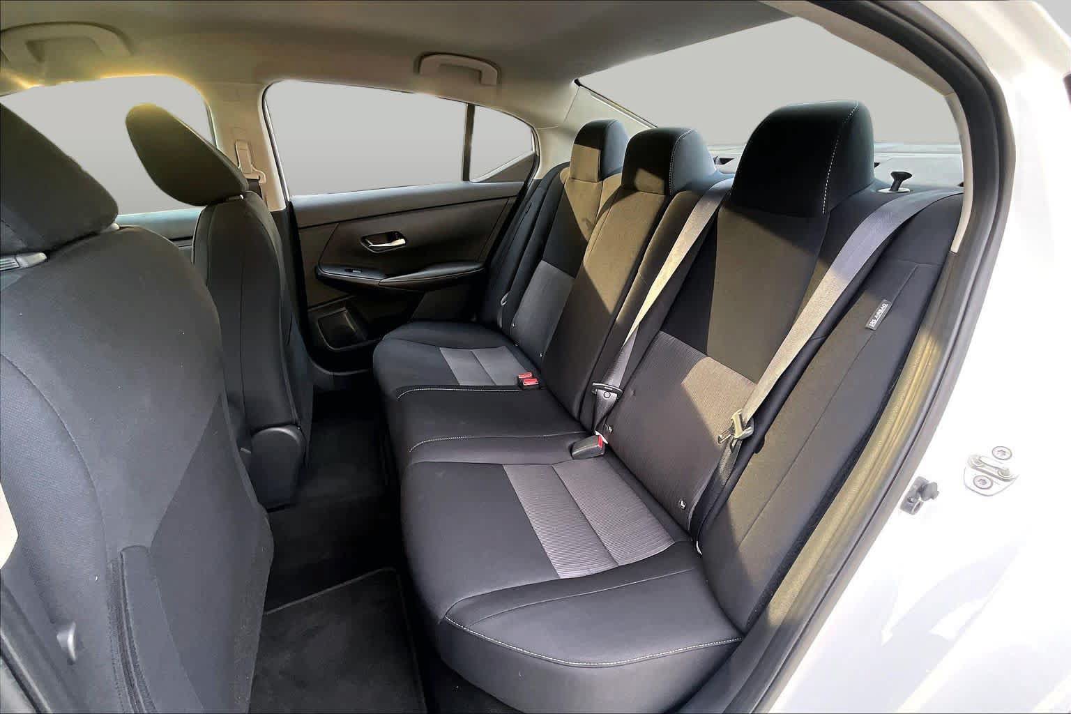 Certified 2023 Nissan Sentra SV FWD image 19