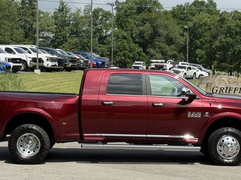 Used 2017 RAM 3500 Laramie Longhorn AWD/4WD image 2