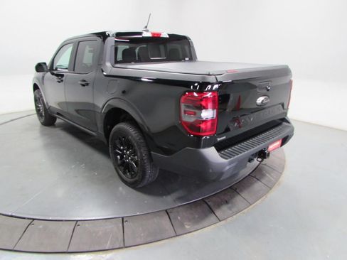 Certified 2024 Ford Maverick Lariat w/ Black Appearance Package FWD image 5