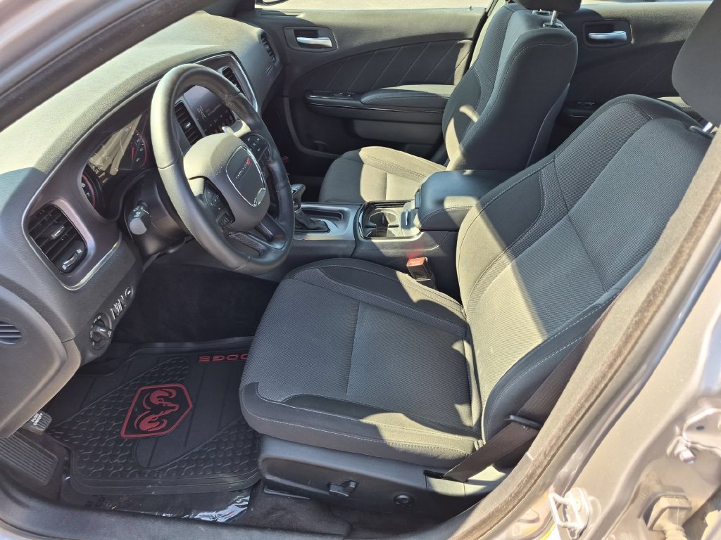 Used 2017 Dodge Charger R/T w/ Driver Confidence Group RWD image 11