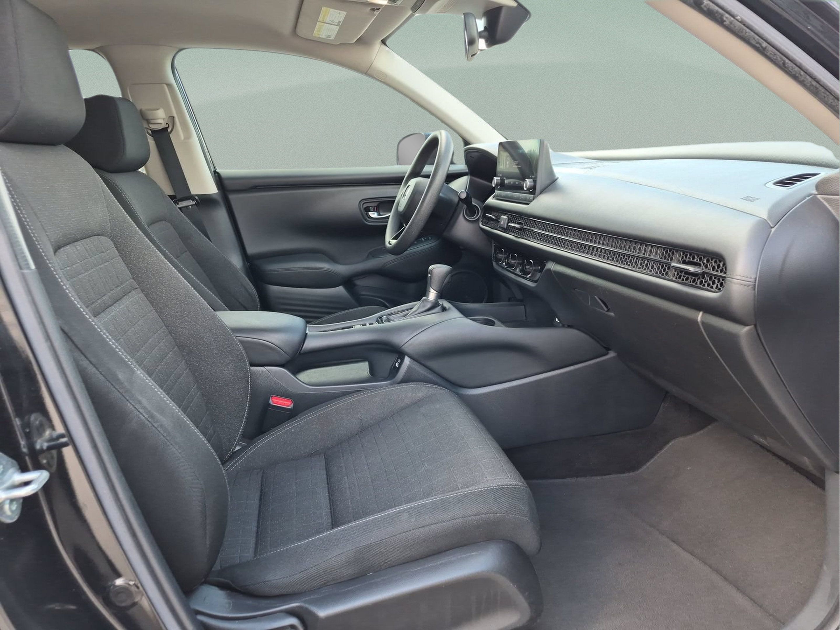 Certified 2023 Honda HR-V LX image 20