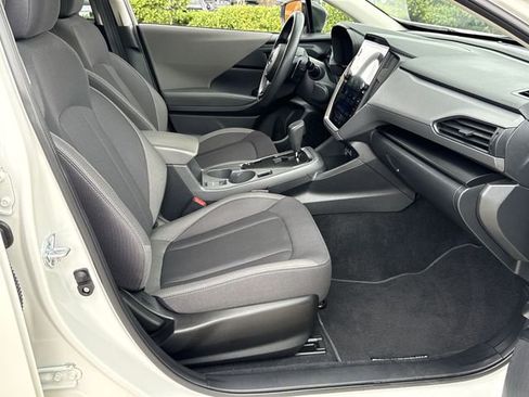 Certified 2025 Subaru Crosstrek 2.0i Premium image 14