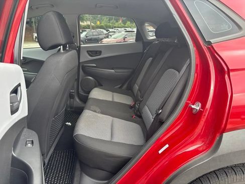 Used 2019 Hyundai Kona SE FWD image 13