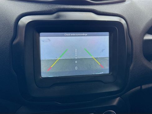 Used 2021 Jeep Renegade Sport image 10