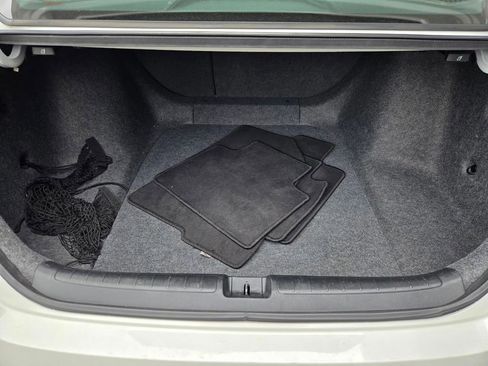 Used 2018 Honda Accord Touring image 27