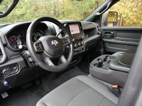 Used 2023 RAM 3500 Tradesman image 3