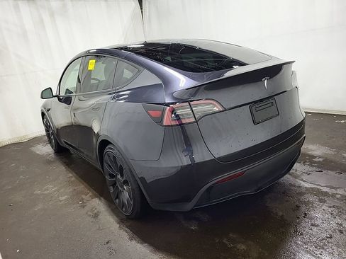 Used 2024 Tesla Model Y Performance AWD/4WD image 4