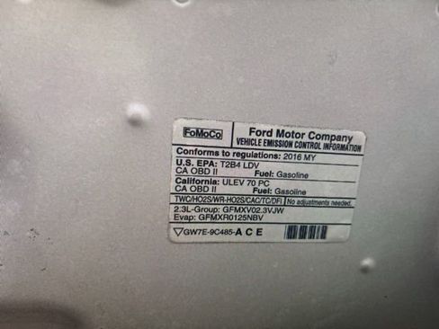 Used 2016 Ford Mustang Coupe image 17