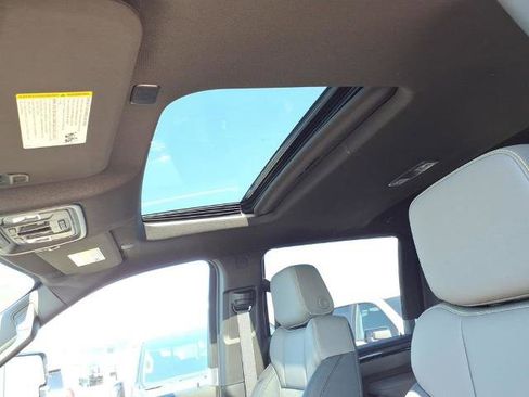 New 2026 Chevrolet Silverado 2500 ZR2 AWD/4WD image 18
